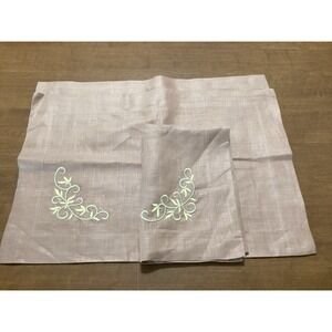 Vintage set of 4 Tan Linen Napkins/ Floral No Stains Or Tears- Washed And Ironed
